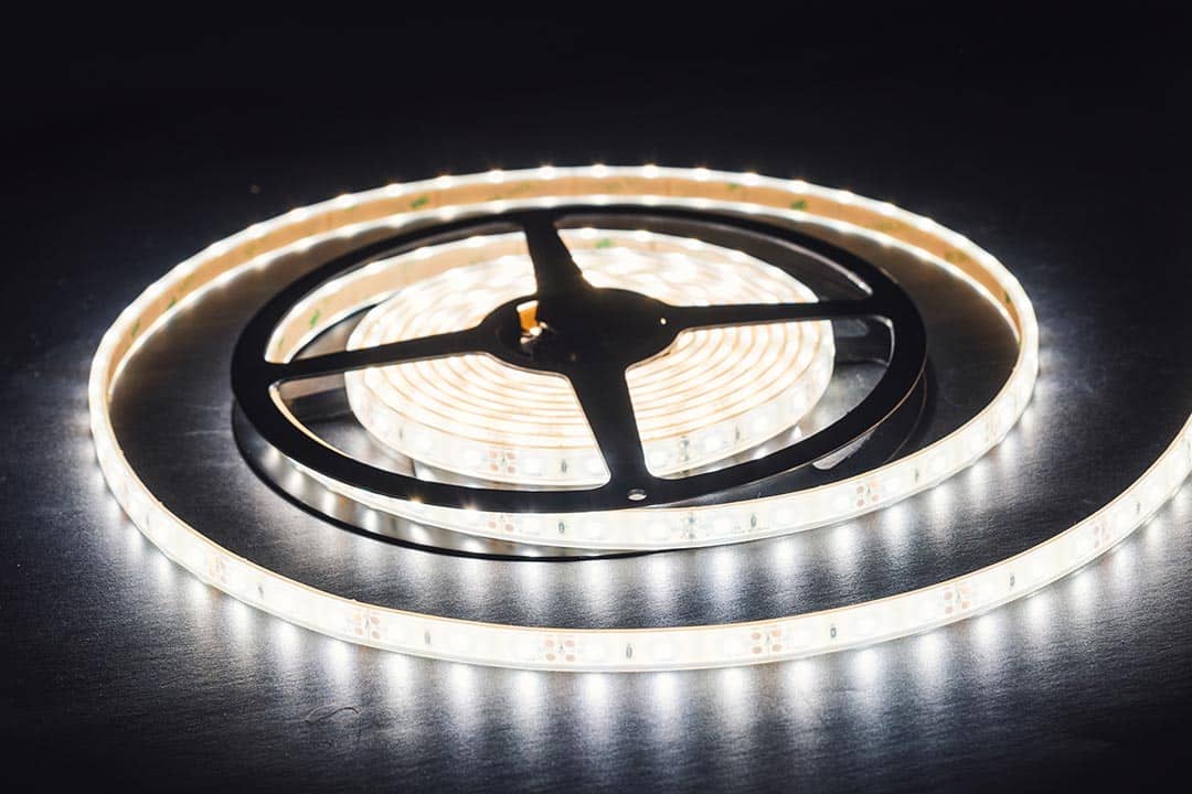 LED innilýsing